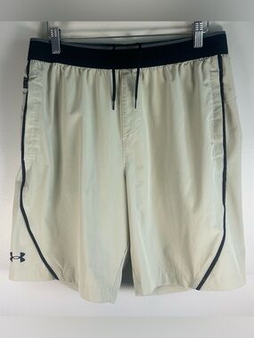 Under Armour Men’s Athletic Shorts Sz L Tan Moisture Wick Stretch Elastic Waist